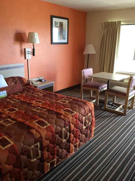Days Inn By Wyndham Senatobia Extérieur photo